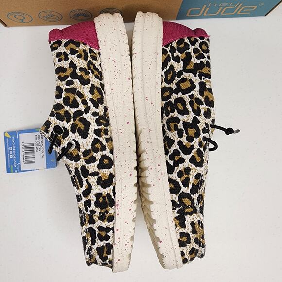 Hey Dude Wendy Youth Cheetah Pink Size 3 NWT - Picture 5 of 9